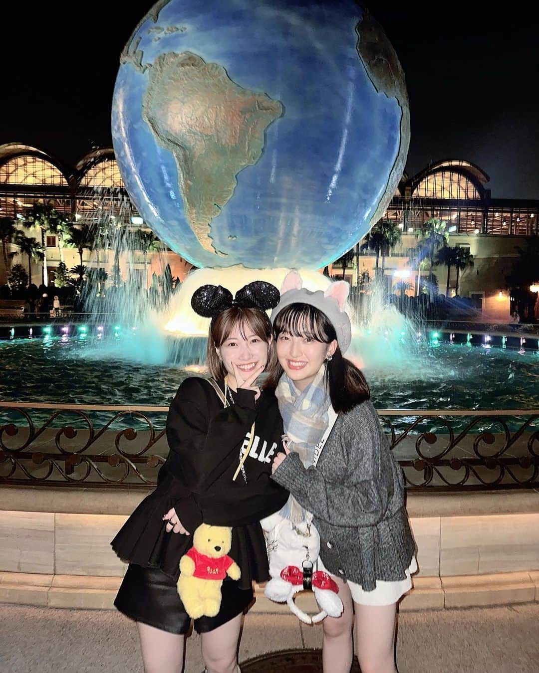 のインスタグラム：「めるみおちゃん✨  まさかの同じ日に美桜もインパしてて連絡取り合って合流笑笑 玲奈さんに会えたり、美桜に会えたりこの日のディズニー凄かった😂！！」