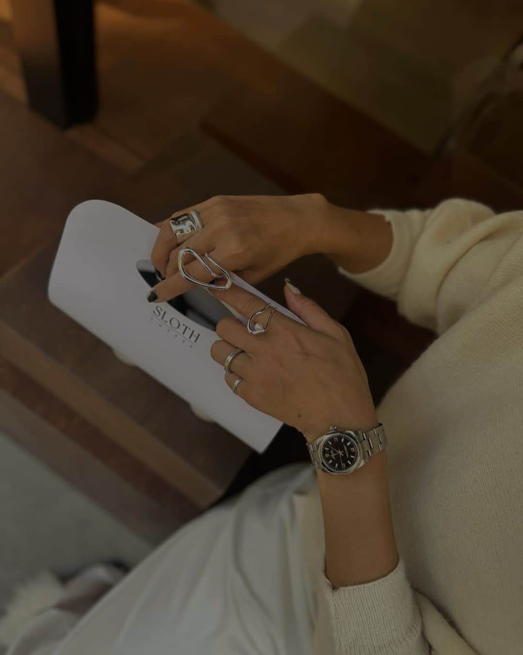 のインスタグラム：「New accessory  @nothingandothers   どれも可愛すぎる リング 🩶  人差し指の、褒められる〜🫶  #accessory#silverjewelry」