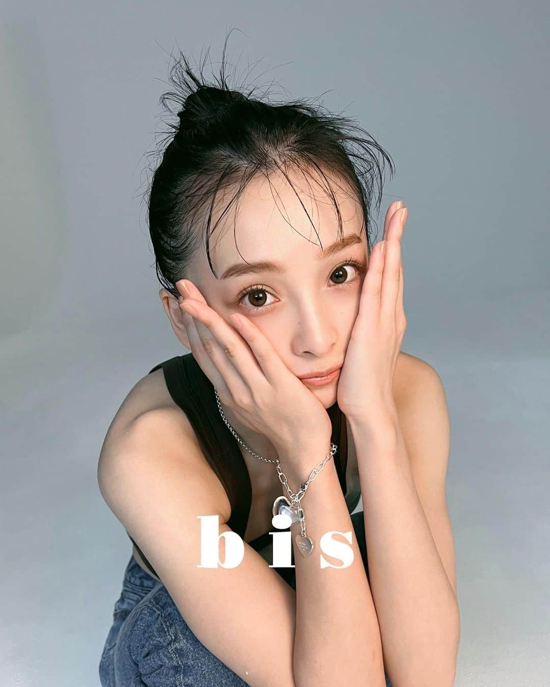 bis_web bis [ビス] のインスタグラム