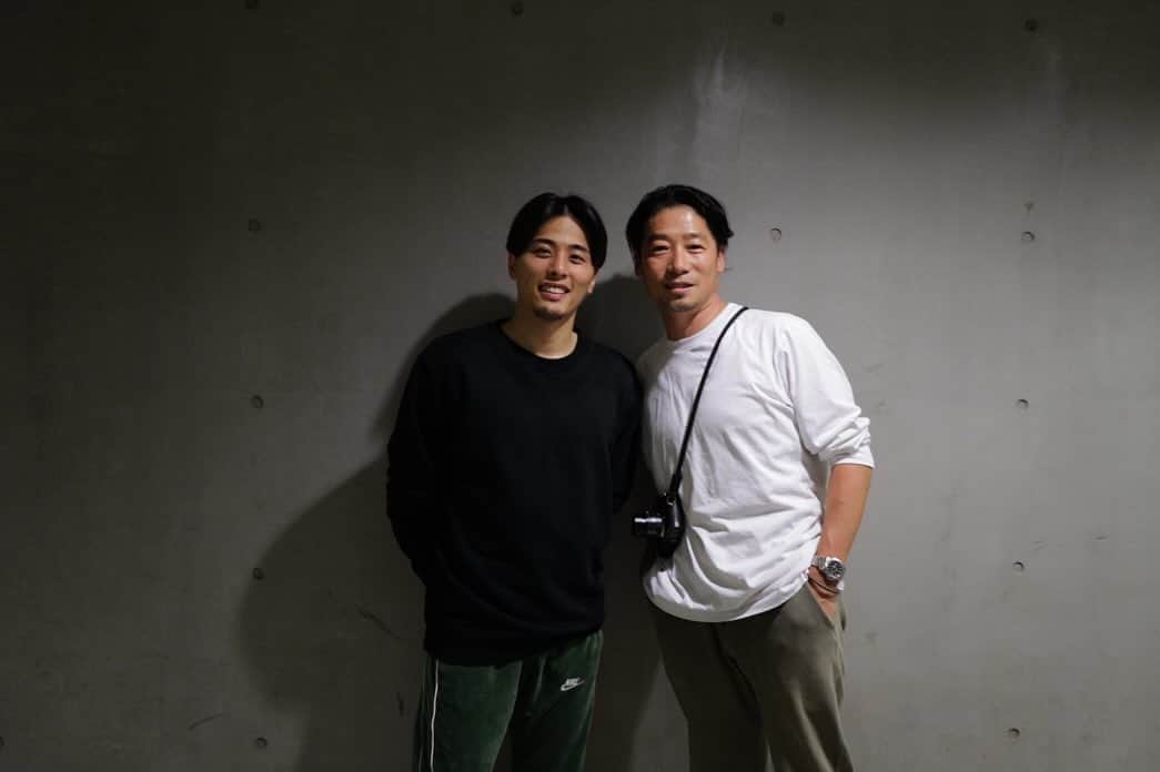 谷尻誠のインスタグラム：「バスケの試合はいうまでもなく盛り上がり、富樫さんにも会えて最高すぎた。 またバスケ熱が高まりまくってるので、やるぞやるぞー @yuho713 @kaikiyamanaka  ご縁に感謝。」