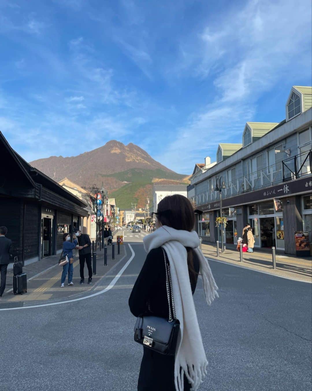 高田茉実さんのインスタグラム写真 - (高田茉実Instagram)「KYUSHU🗺️  去年家族旅行で行った熊本＆湯布院♡ スーパーよかったからまた行きたい〜」11月8日 21時05分 - __mamico