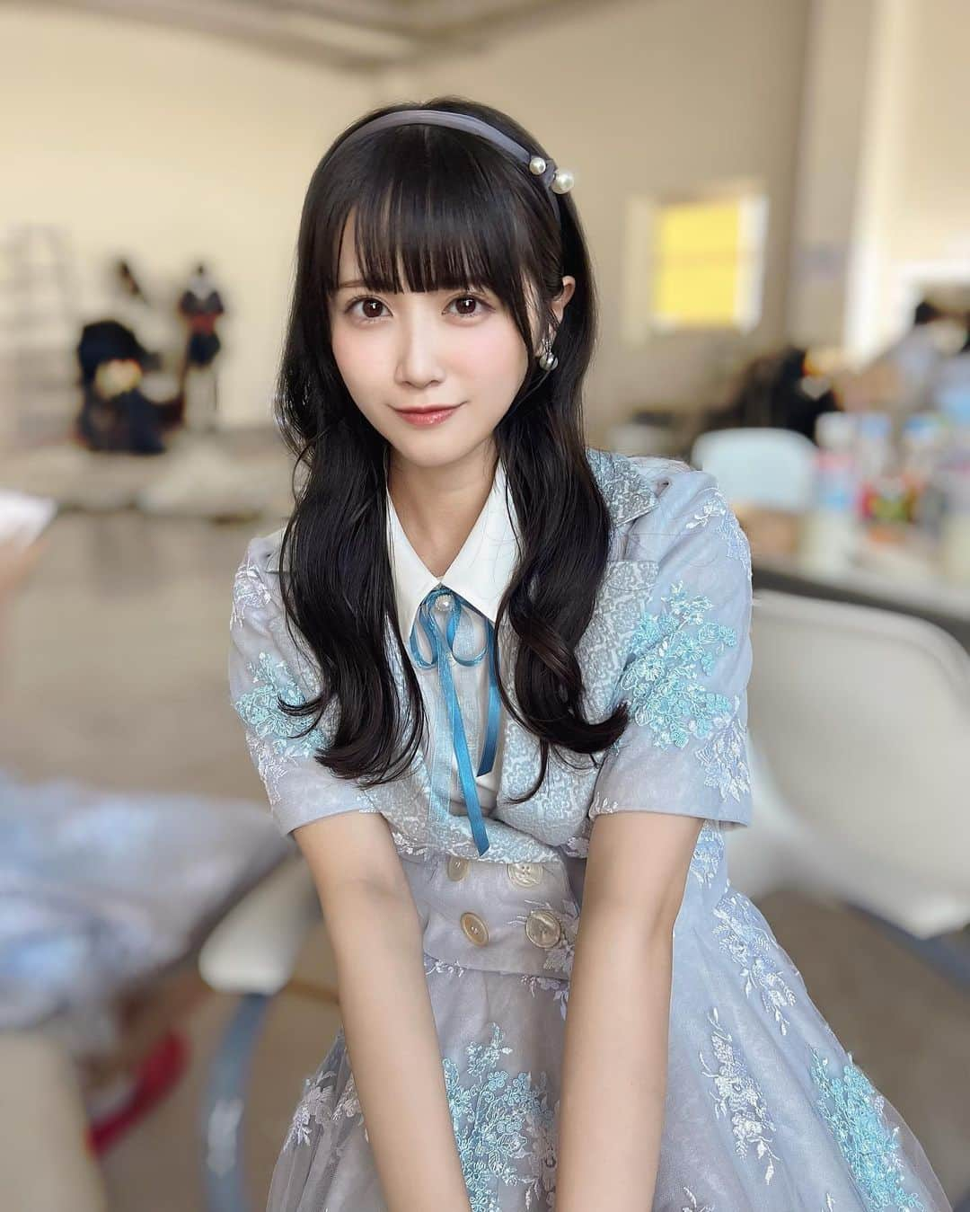 中村舞のインスタグラム：「♡♥ STU48 10th single 「君は何を後悔するのか？」 素敵な色の衣装です🤤」