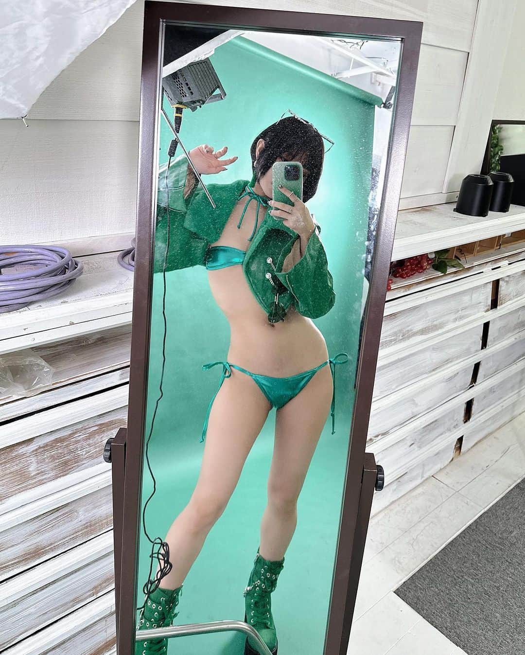 鳴上なごねさんのインスタグラム写真 - (鳴上なごねInstagram)「💚💚   #selfie #自撮り界隈 #グラドル自画撮り部 #グラビア #gravure #グラビアアイドル #model #cosplayer #cosplay #cosplaygirl #japanesegirl #鳴上なごね #followｍe #いいねください #셀피」11月8日 21時29分 - narug0d