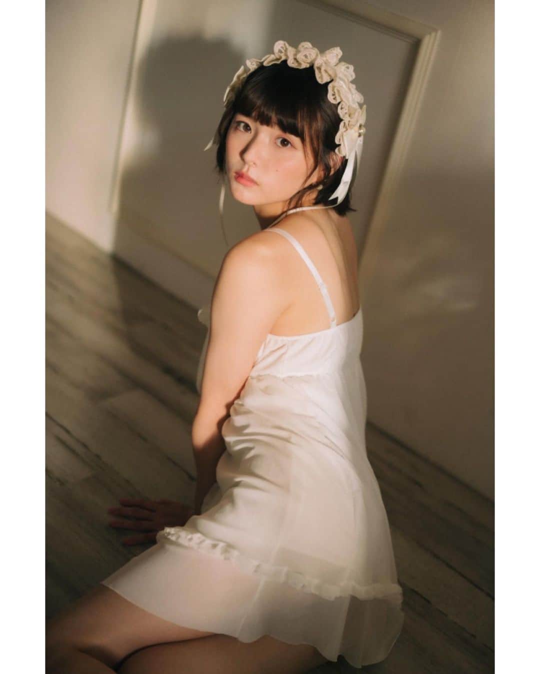 のインスタグラム：「あともうちょっとお願い、、！   #グラビア #アイドル  #photography  #idol  ファンクラブも是非チェックよろしくお願いします✨️」