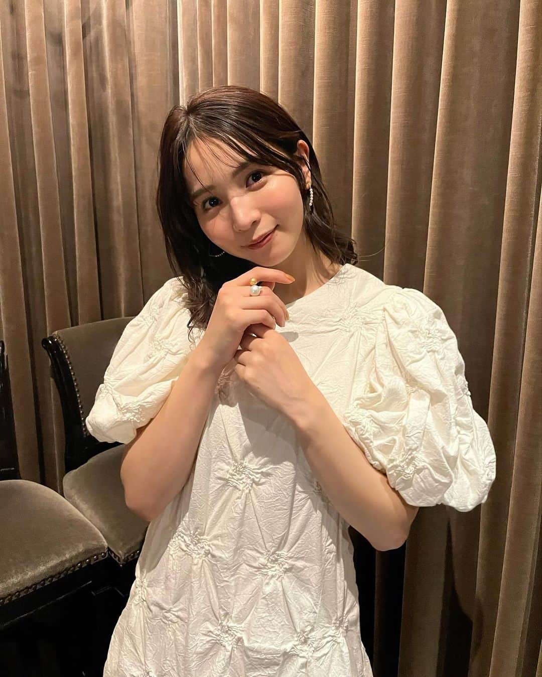 傳谷英里香さんのインスタグラム写真 - (傳谷英里香Instagram)「. デンヤ3変化と気の抜けた顔🥸 どれがお好きです？ ⁡ ⁡ 衣装👗 ⁡ 1枚目 @aoiwanaka.official @f_glass_accessory ⁡ 2枚目 @led.tokyo_official @adevivre @amitiecredirdesign ⁡ 3枚目 @belper_official @randa_pic @faveur.jewelry @_yuma.jp_」11月8日 21時50分 - erika_denya