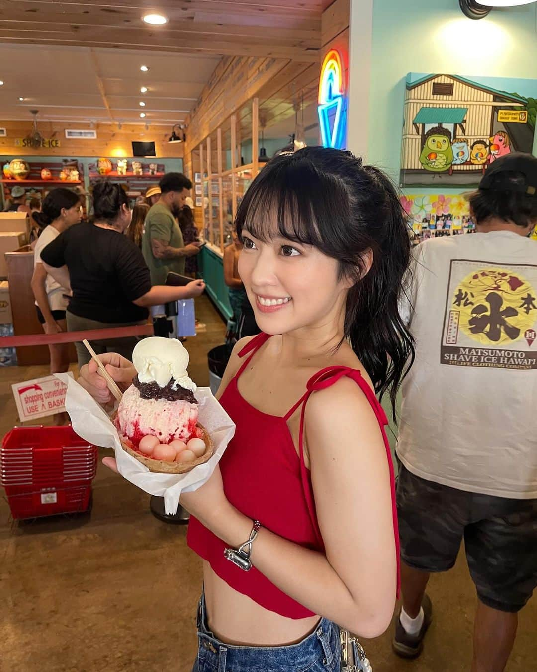 川畑綾理さんのインスタグラム写真 - (川畑綾理Instagram)「🍧♡♡♡  #fyp #hawaii」11月8日 21時51分 - rougebook_ayari