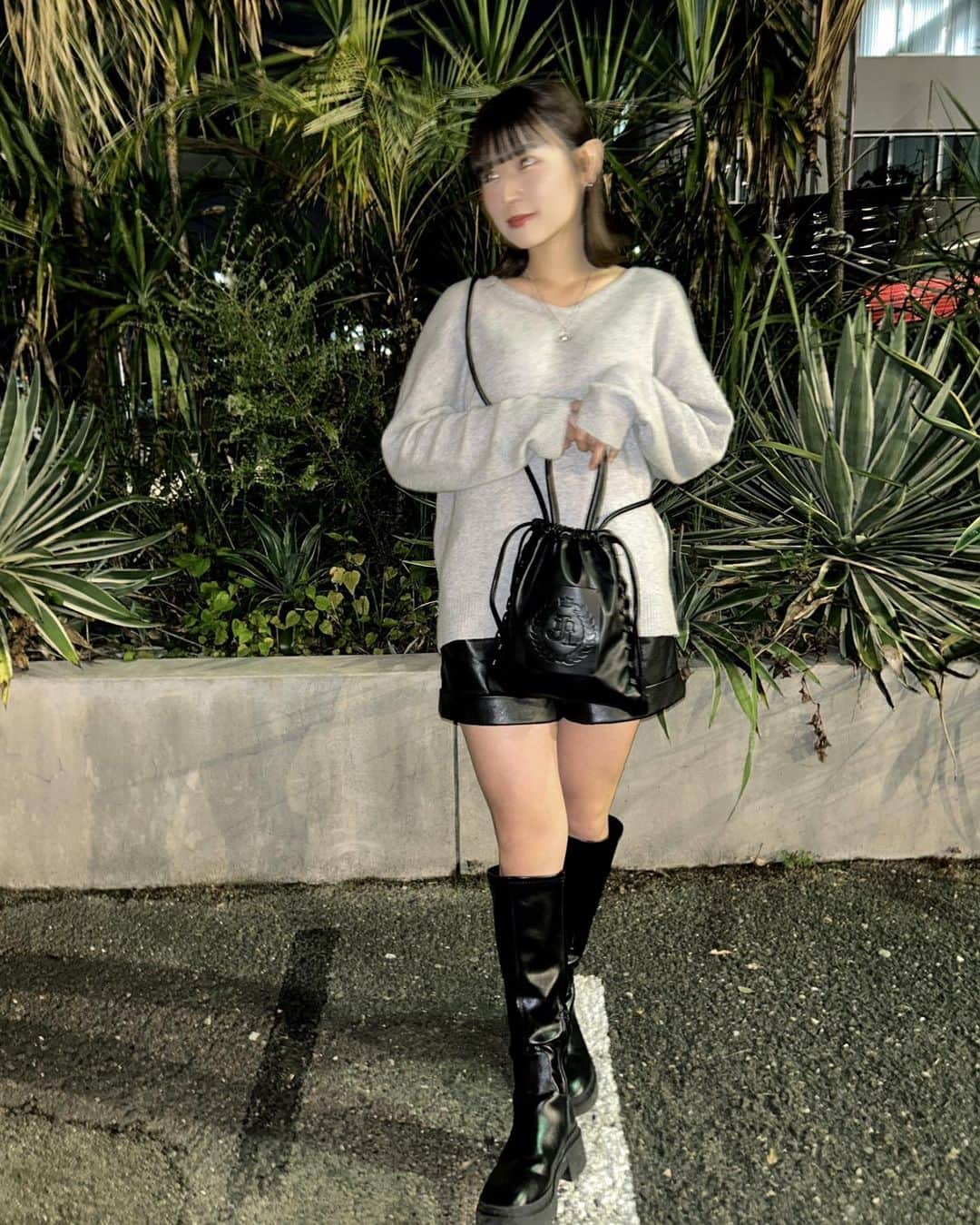 鈴瀬まりあさんのインスタグラム写真 - (鈴瀬まりあInstagram)「最近愛用してるBAG🎀 可愛くて使いやすくてちょ~お気に入り🫶🏻 オススメ🪄🖤」11月8日 21時58分 - suzusemaria