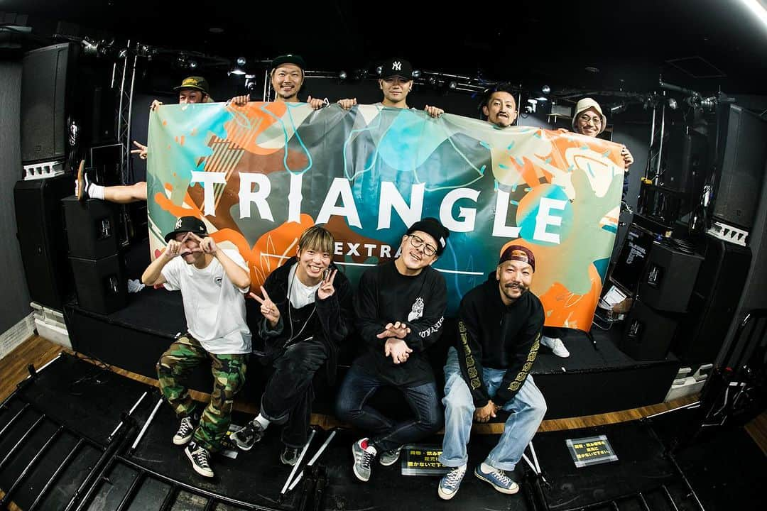 SHADOWSさんのインスタグラム写真 - (SHADOWSInstagram)「TRIANGLE EXTRA at 福岡LIVE HOUSE OP’sありがとうございました！  明後日11/10(金)久留米UEPONでラスト！  📸①@aburami_nigate ②〜@Takashi_Konuma   #TRIANGLEEXTRA」11月8日 22時18分 - shadows_japan