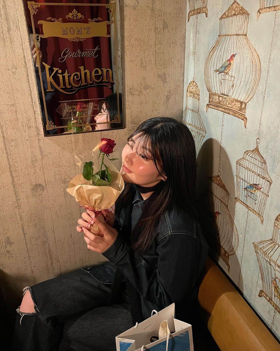 ちゃきのインスタグラム：「Did we survive the day? Yes. the key question on those dark days.☺️😪」