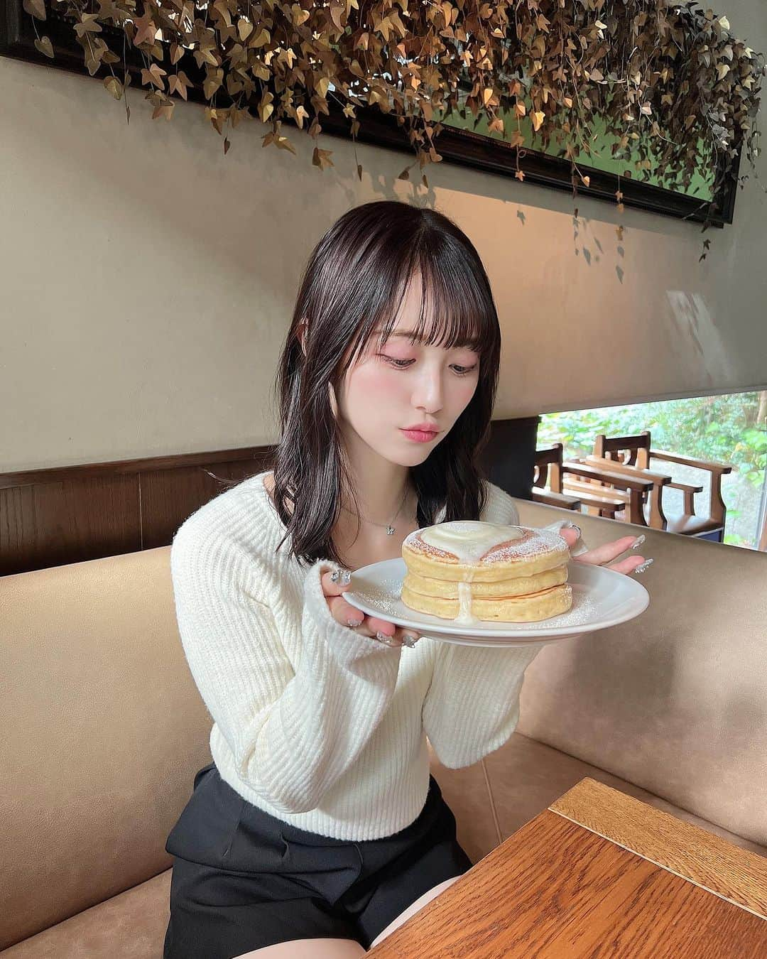 保科凜さんのインスタグラム写真 - (保科凜Instagram)「この前パンケーキ食べた🥞🍴𓈒𓂂𓏸  お店めっちゃ広くてその周りも穏やかな感じですごくお気に入りの場所になった♡  ・ ・   #shibuya  #daikanyama  #cafe  #pancake  #selfie  #like  #followme  #instagram  #ivyplace   #アイドル #ジャムズ #保科凜 #カフェ  #カフェ巡り  #代官山  #代官山カフェ  #パンケーキ  #パンケーキカフェ」11月8日 22時41分 - tottoko_lin