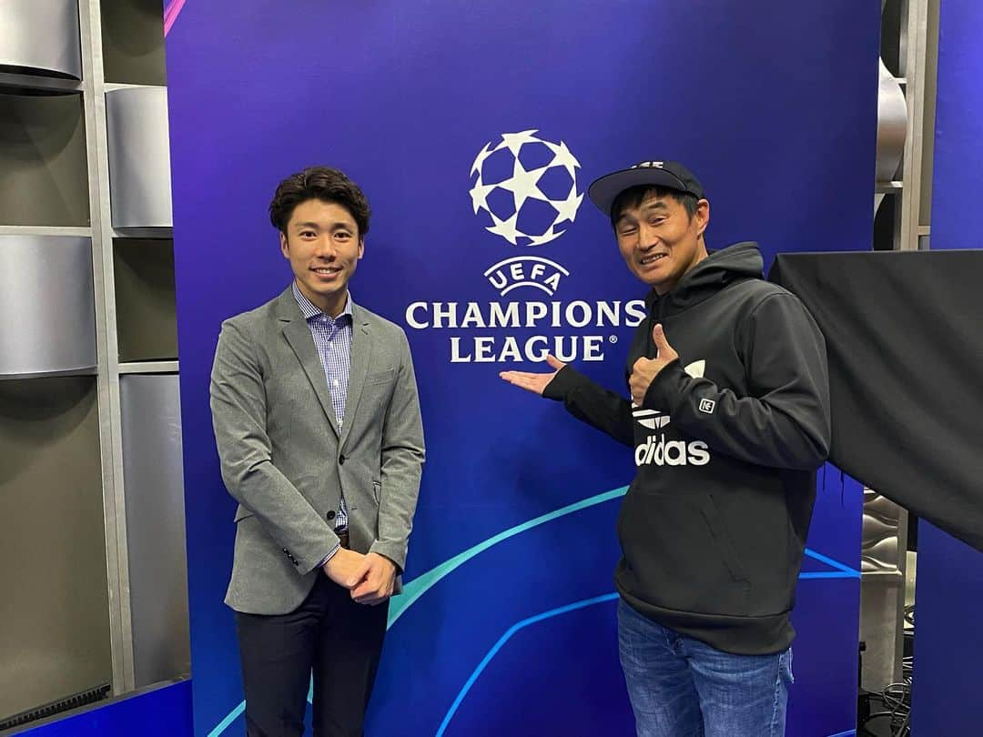 山﨑誠のインスタグラム：「⚽️ 出勤される皆さんとすれ違いながらの帰路。  8日深夜、UEFAチャンピオンズリーグ、アーセナル×セビージャの一戦を安永聡太郎さんとお届けしました！  チャンピオンズリーグを喋れる日が来るとは…😭  #安永聡太郎 #CL #Arsenal #アーセナル #Sevilla #セビージャ」