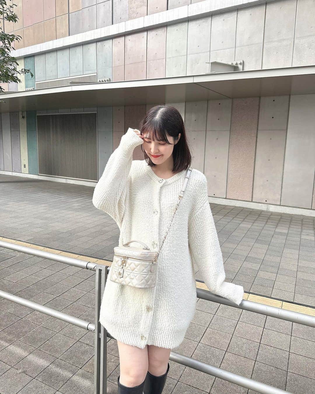 AnMILLEさんのインスタグラム写真 - (AnMILLEInstagram)「Coming Soon new item♡ ㅤㅤㅤㅤㅤㅤㅤㅤㅤㅤㅤㅤㅤ #ハートボタンミニニットOP ¥8,900 【OW/PI/CH】 ㅤㅤㅤㅤㅤㅤㅤㅤㅤㅤㅤㅤㅤ @haruuuu_227 160cm @anmille.mayu 165cm ㅤㅤㅤㅤㅤㅤㅤㅤㅤㅤㅤㅤㅤ #アンミール #anmille」11月9日 9時03分 - anmille.official