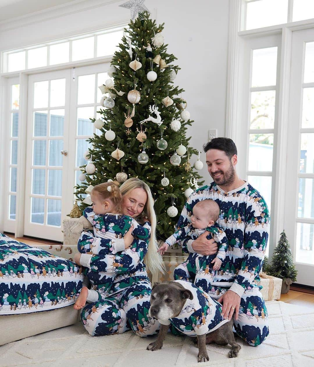 DARREN&PHILLIPのインスタグラム：「Welcome to D&P Christmas, where the dog is always included in all the family fun. Matching family PJ’s available now 🥰♥️😍🎄🐶 Link in bio!」