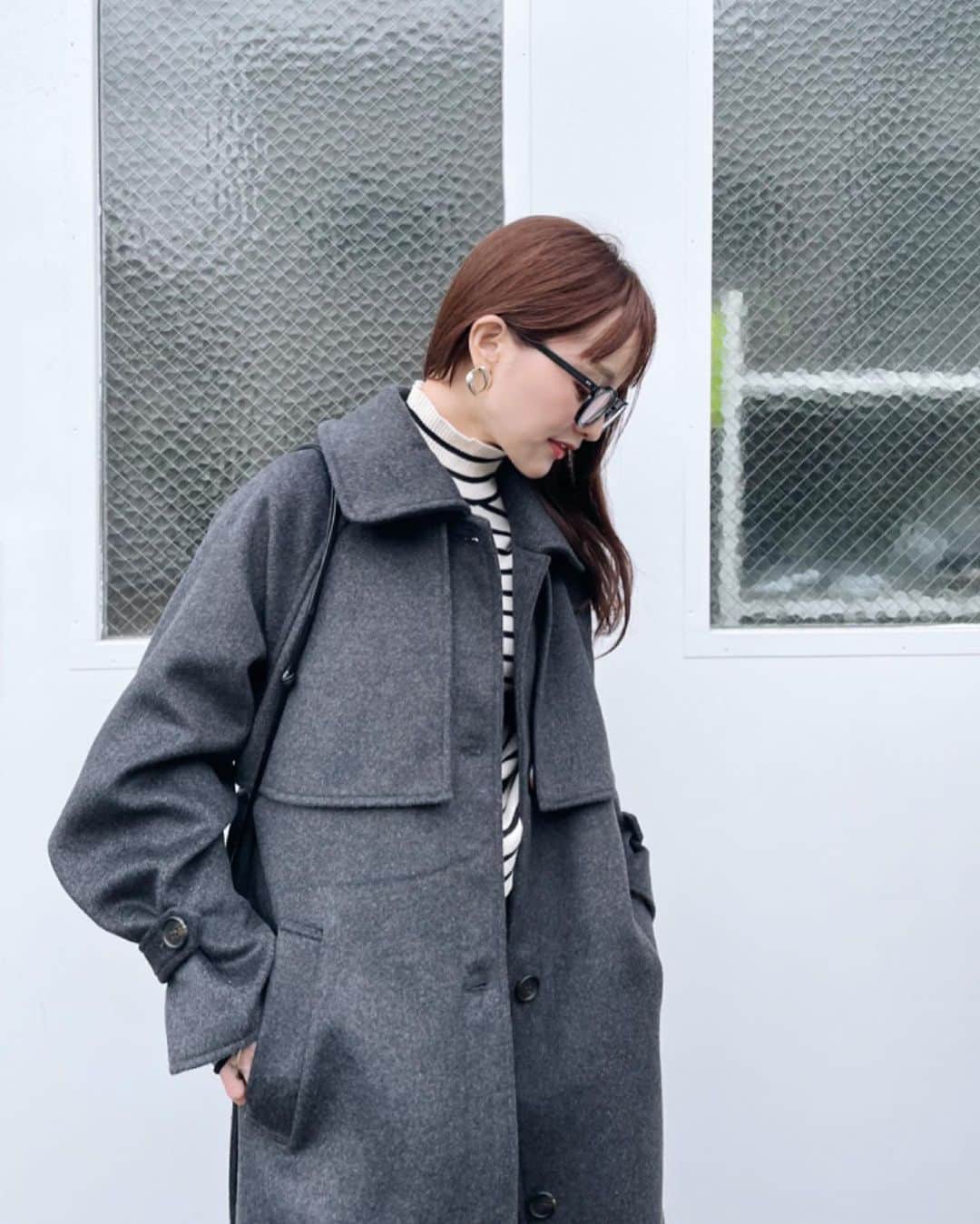 田中亜希子のインスタグラム：「@titivatejp   今年はコートの出番がなかなかこないですね💦 でも突然寒くなりそうで、そんな時に困らないように備えましょ♡  トレンドカラーのアウターが一枚あれば今年らしさがぐんと増す気がする！  #小柄コーデ#小柄女子 #低身長コーデ #低身長ファッション #おちびの輪 #シンプルコーデ#petitefashion #petiteoutfit #petitestyle#冬コーデ」