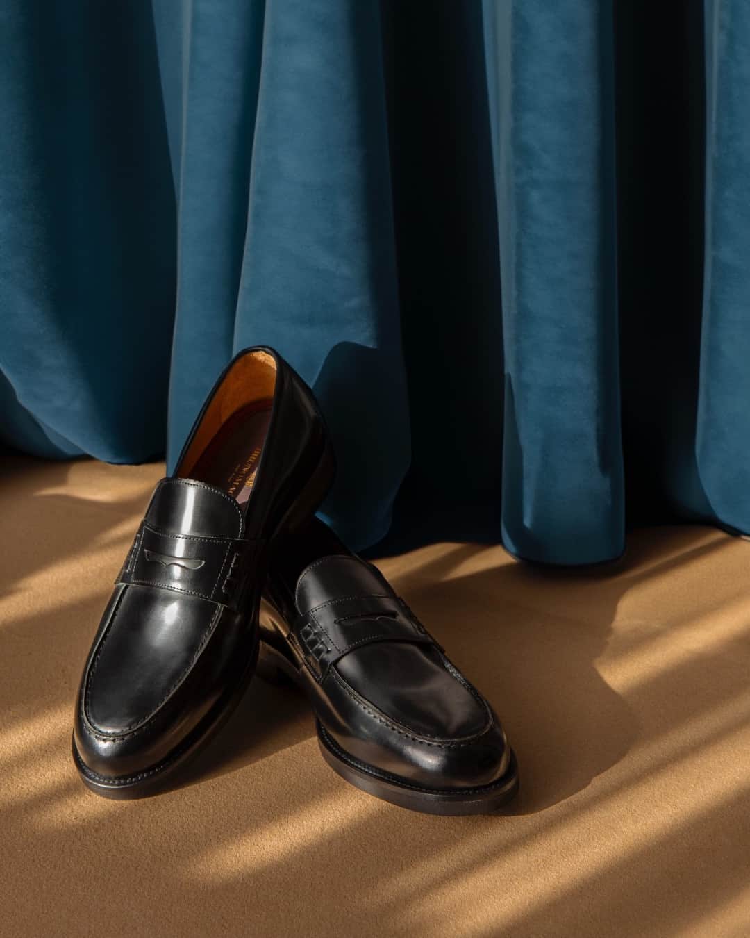 ブルーノマリのインスタグラム：「Introducing the Carter!  Meticulously crafted from supple Italian leather, this loafer comes in a classic penny style and features a Vibram outsole to ensure the utmost comfort #BrunoMagli」