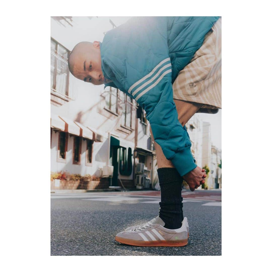 TEPPEIさんのインスタグラム写真 - (TEPPEIInstagram)「…  ⁡ "僕らの日常" @masteredjp  ⁡ Direction for @adidasoriginals @adidastokyo  ⁡ Shot by @taksugitaphoto  Model by 大柴裕介 @tillssdd, 千島竜平 @ryuheichishima  Directed,Styled by TEPPEI  ⁡ Edited by @mikistered  Thank you @kwn_1992  ⁡ #adidasoriginals #adidasgazelle」11月9日 1時11分 - stylist_teppei