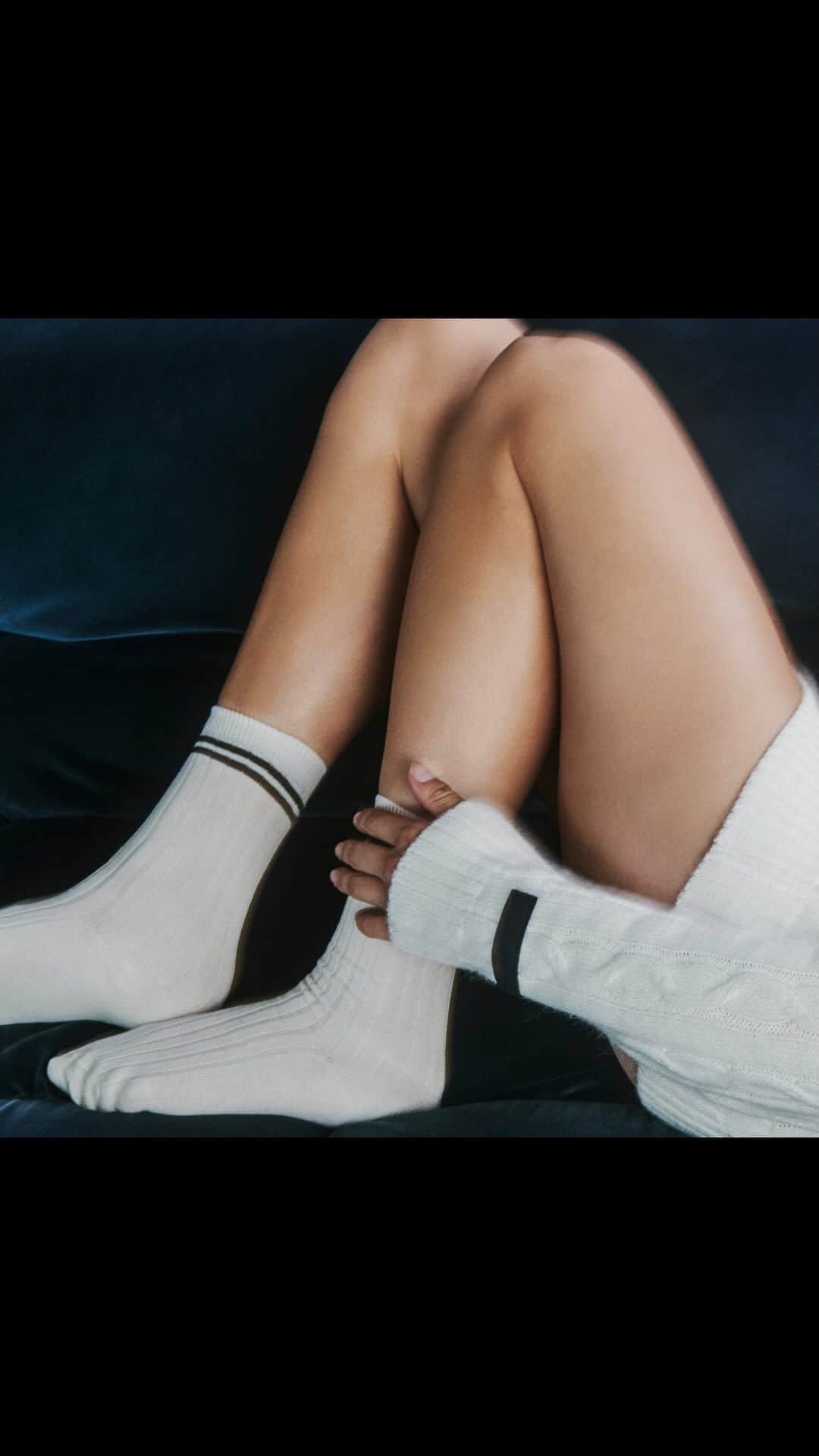 ガスのインスタグラム：「College uniforms are the ultimate trend.  Get inspired by our varsity vibes. Link in bio.   #gasjeans #fw23」
