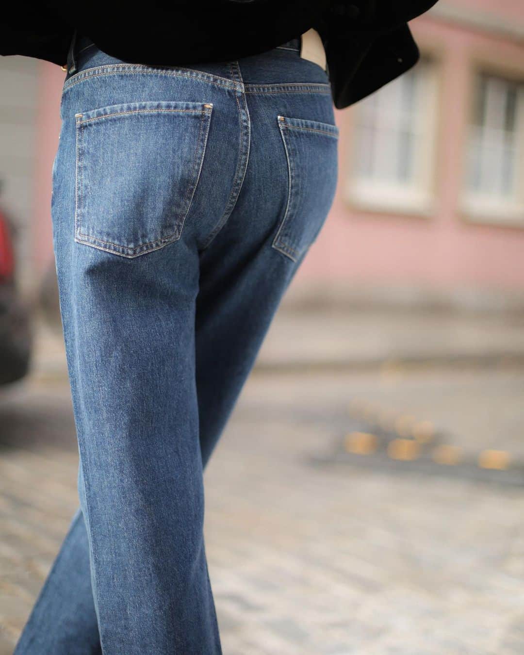 さんのインスタグラム写真 - (Instagram)「The ultimate trouser-inspired silhouette. Our best-selling Annina Wide Leg, now in new washes.」11月9日 2時03分 - citizensofhumanity