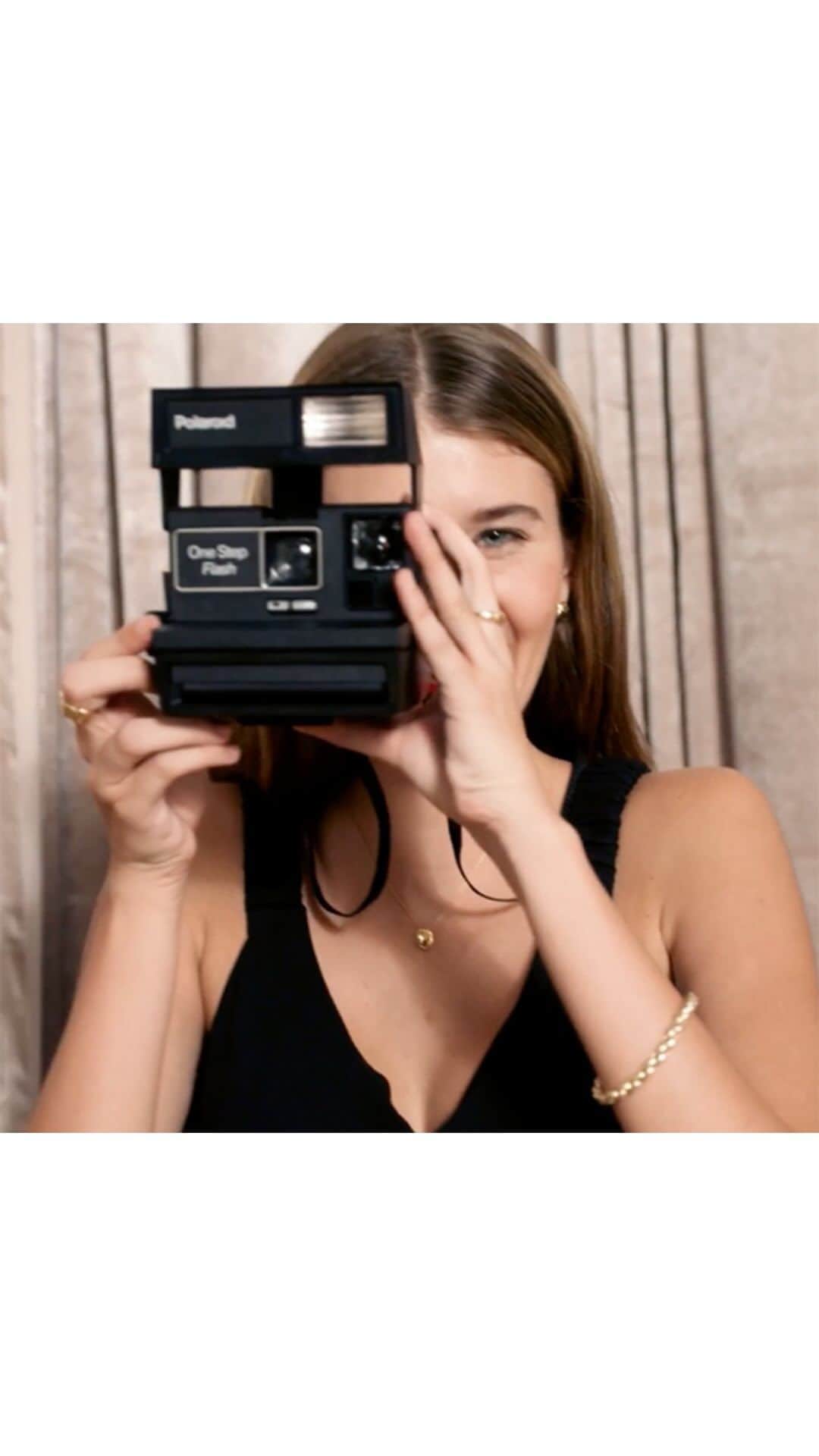 ブロシュウウォーカーのインスタグラム：「Polaroids from our Holiday lookbook shoot. Discover our new Luxe Holiday collection, for every occasion on your calendar this season.」
