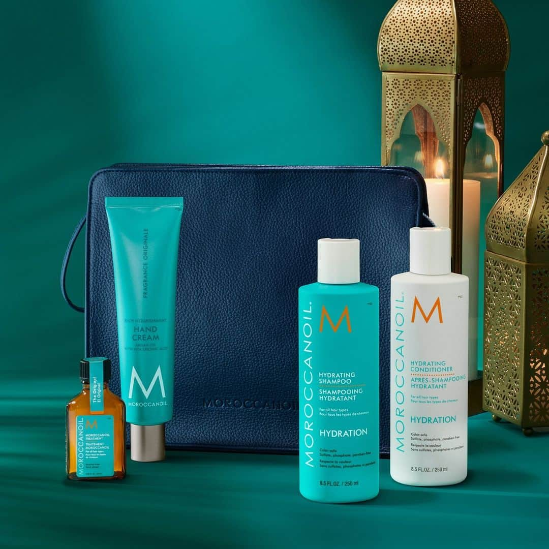 Moroccanoilのインスタグラム：「This one’s a crowd-pleaser. 👏 Our Hydration holiday gift set includes: 💙Full-sized Hydrating Shampoo & Conditioner duo 💙Travel-sized Moroccanoil Treatment 💙 FREE full-sized Hand Cream in Fragrance Originale」