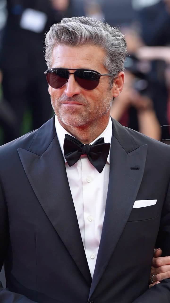 Vanity Fairのインスタグラム：「Paging Dr. Shepherd. McDreamy, otherwise known as @PatrickDempsey, has been crowned @People’s #SexiestManAlive. Read how the former ‘Grey’s Anatomy’ star reacted to the news at the link in bio.   📽: @gettyimages」