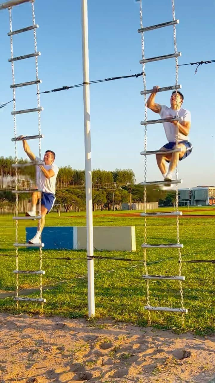 アルトゥール・オヤカワ・マリアノのインスタグラム：「Muito aprendizado e troca de experiências aqui na AFA ! Seguimos firme na semana 💪🏻 🇧🇷 Vocês conheciam o Pentatlon da Aeronáutica? Então fica até o fim do video pra ver a gnt embarcando nessa 🤸🏻‍♂️ 🎥: @danijacovetti  @cdafab」