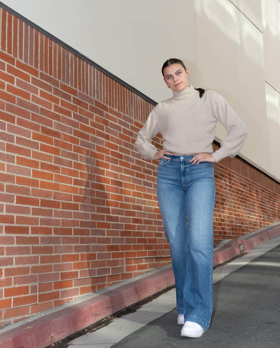 ペイジさんのインスタグラム写真 - (ペイジInstagram)「And we’re off! We’ve kicked off our partnership with @menofwestwood and Champion of Westwood NIL in style with our Fall/Winter new arrivals. Make sure to tune in throughout the season as celebrate unity, excellence, and community together x」11月9日 6時09分 - paige