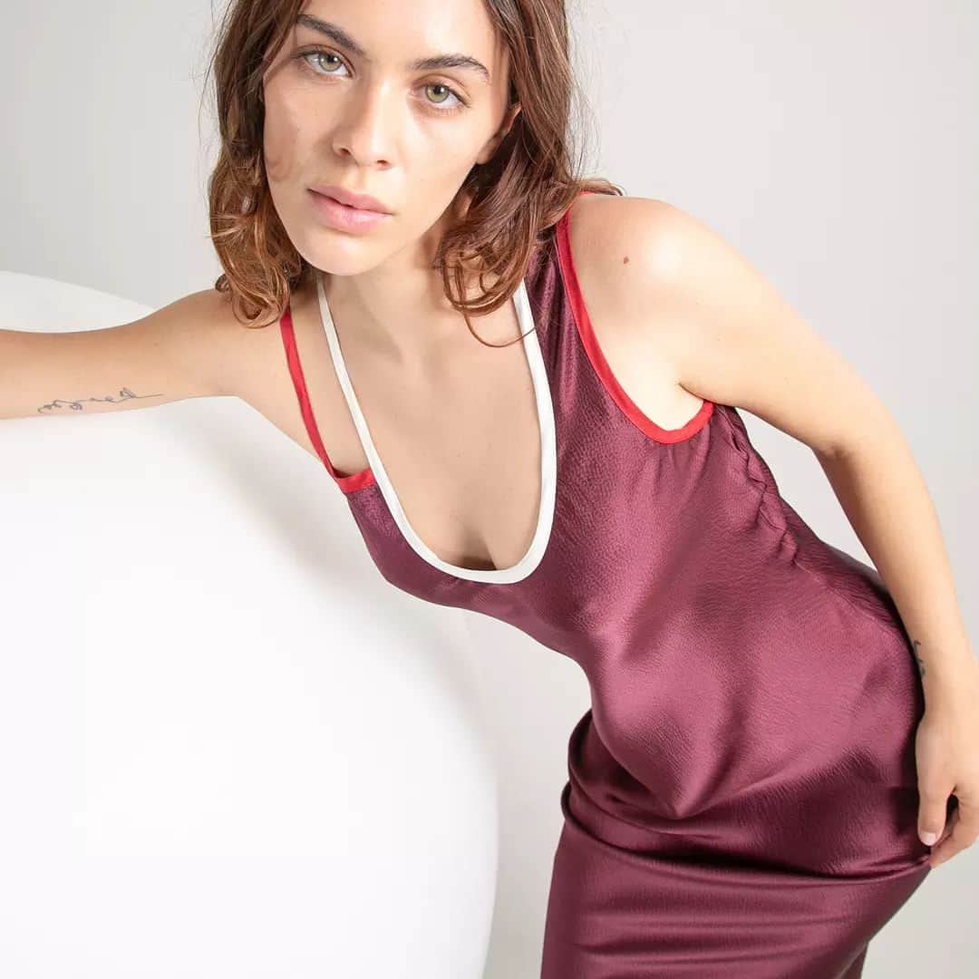 アルファ60のインスタグラム：「The final release for Spring Summer 2024 has landed! Shop in store and online now.  Haniya wears the Honour Dress / Maroon」