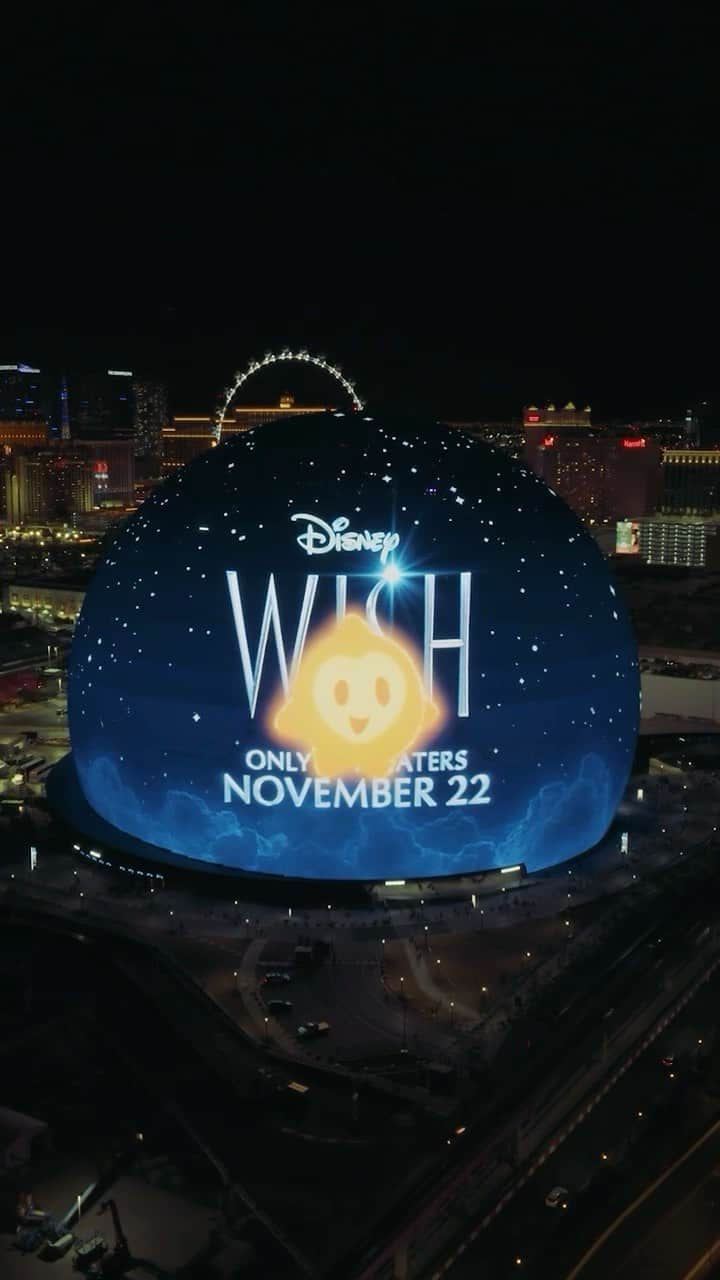 のインスタグラム：「🌟A moment for Star! 🌟  Experience the movie event of the year with Disney’s #Wish in theaters on November 22.」