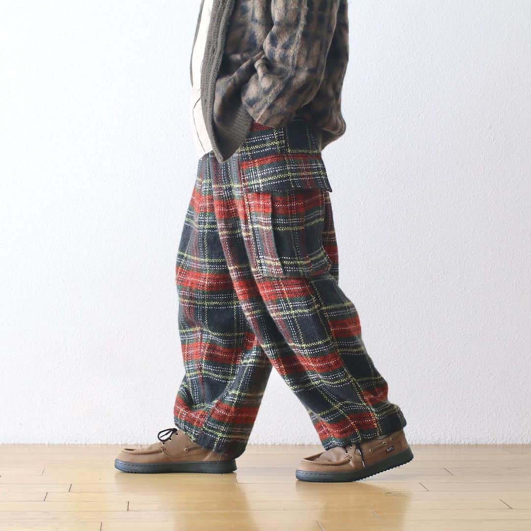 のインスタグラム：「_ Needles / ニードルズ “H.D. Pant - BDU / Wool Shaggy Plaid” ¥ 58,300- _ 〈online store / @digital_mountain〉 https://www.digital-mountain.net _ 【オンラインストア#DigitalMountain へのご注文】 *24時間受付 *14時までのご注文で即日発送 tel：084-973-8204 _ We can send your order overseas. Ordering procedure details can be found here. >>http://www.digital-mountain.net/html/page56.html  _ #Needles #ニードルズ #nepenthes  #ネペンテス  _ 実店舗：@wonder_mountain_  #WonderMountain  〒720-0044  広島県福山市船町 2-23 JR 「#福山駅」より徒歩10分 #ワンダーマウンテン #japan #hiroshima #福山 #福山市 #尾道 #倉敷 #鞆の浦 近く _ WOMEN/GOODS： @hacbywondermountain _」