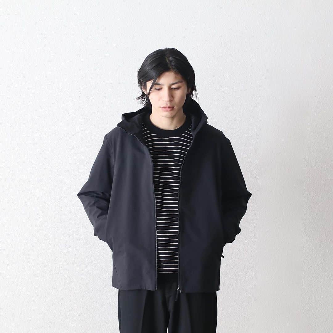 のインスタグラム：「_ ARC’TERYX VEILANCE / アークテリクス ヴェイランス “Isogon MX Jacket” ¥ 73,700- _ 〈online store / @digital_mountain〉 https://www.digital-mountain.net  _ 【オンラインストア#DigitalMountain へのご注文】 *24時間受付 *14時までのご注文で即日発送　 tel：084-973-8204 _ We can send your order overseas. Ordering procedure details can be found here. >>http://www.digital-mountain.net/html/page56.html  _ #veilance #ヴェイランス _ 実店舗：@wonder_mountain_ #WonderMountain  〒720-0033  広島県福山市船町2-23 JR 「#福山駅」より徒歩10分 #ワンダーマウンテン #japan #hiroshima #福山 #福山市 #尾道 #倉敷 #鞆の浦 WOMEN/GOODS： @hacbywondermountain _」