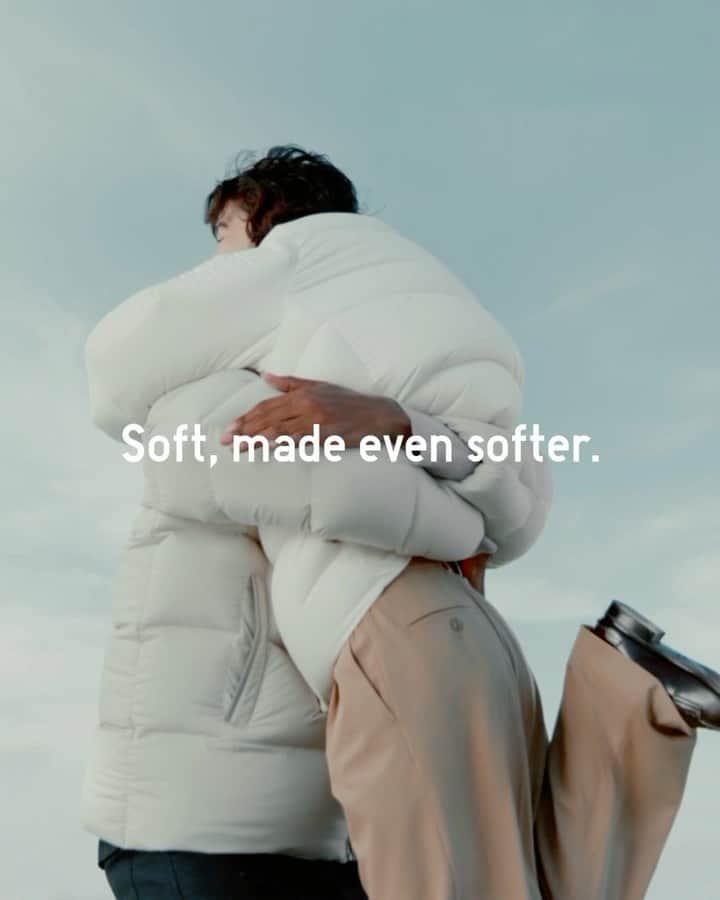 uniqlousaのインスタグラム：「No need for cuffing season when you’re wrapped in our NEW warm + cozy powder soft outerwear!  The ultimate in softness using NANODESIGN™ technology. Premium down is warm and lightweight.  #Uniqlo #Uniqlousa」