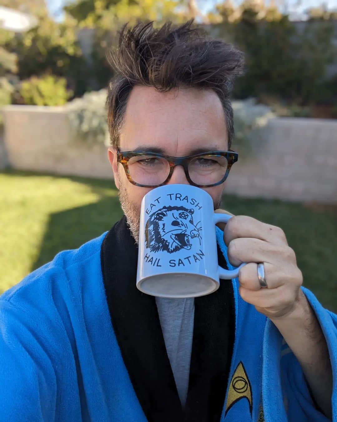 ウィル・ウィトンのインスタグラム：「This morning's bedhead is about to start cooking.」
