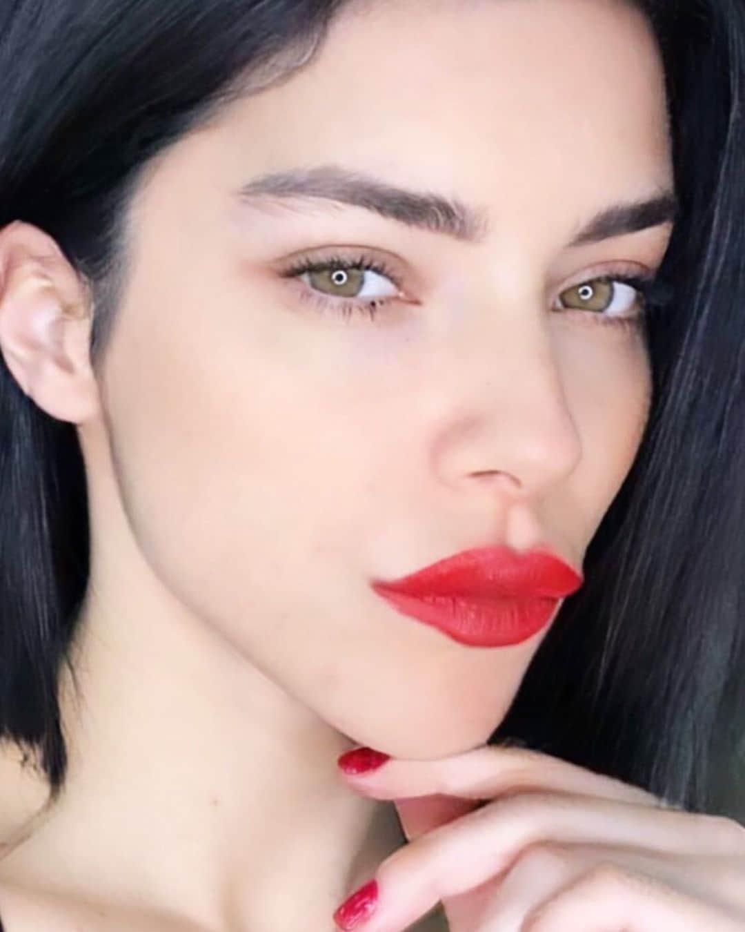 Merve Boluğurのインスタグラム