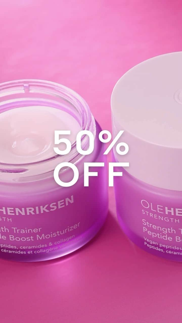 ウラヘンリクセンのインスタグラム：「🚨 Strength Trainer Peptide Boost Moisturizer is 50% off tomorrow ONLY! 🚨 Instantly hydrate and strengthen your moisture barrier all day with skin-supporting peptides and ceramides! 💜💫 #blackfriday」