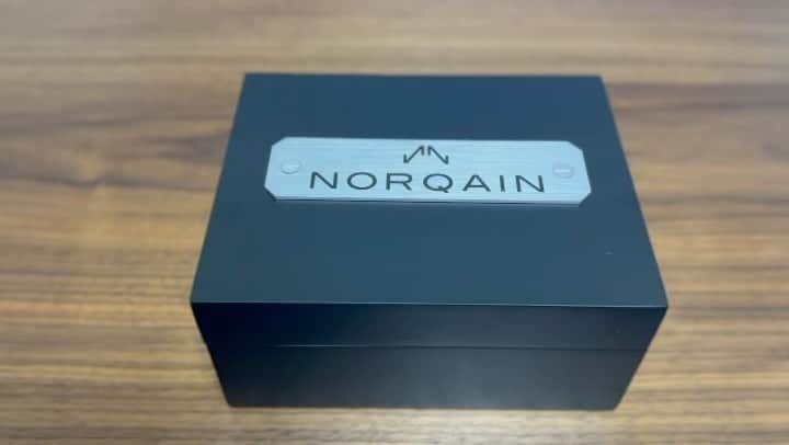 西藤俊哉のインスタグラム：「NORQAIN様より新しい時計が届きました！！  モデルは "NEVEREST GMT 41MM"  NEVERESTとは、英語のNeverとRestを組み合わせた言葉であり、挑戦への野心、意欲、そして決して休まないという精神を表しています。(norqain japan HPより引用)  後半戦のシーズンに向けて、より一層気持ちを引きしめて、NEVERESTと共に、ノルケイナーとして恥ずかしくない競技人生を歩みたいと思います。 来月の試合に向けて、日々気持ちも高まってます。 後少しで、暴れられるというワクワク感を楽しみながら残りの期間を全力で過ごしたいと思います。 日頃からサポート頂きありがとうございます！！  @norqain_japan  @kenji.hamaka  #norqainer  #norqain」