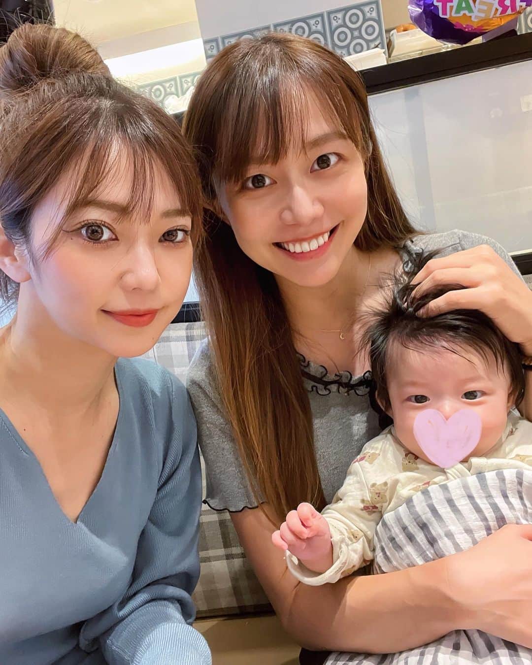 とくさきさんのインスタグラム写真 - (とくさきInstagram)「少し前のこと😌 平日に時間がたくさんできたこともあって、働いてた頃になかなか会えなかったお姉様たちに会えて幸せな時間を過ごしてました❤️ . @mariya_kuroda も @annaichitaka も気付けば出会って10年以上経つ🥰時の流れの早さには驚く！🥺 . #0歳児ママ#女の子ママ#ママゴルファー#ゴルフ女子#golfgirl#幸せ時間」11月23日 19時07分 - tokusaki_golf