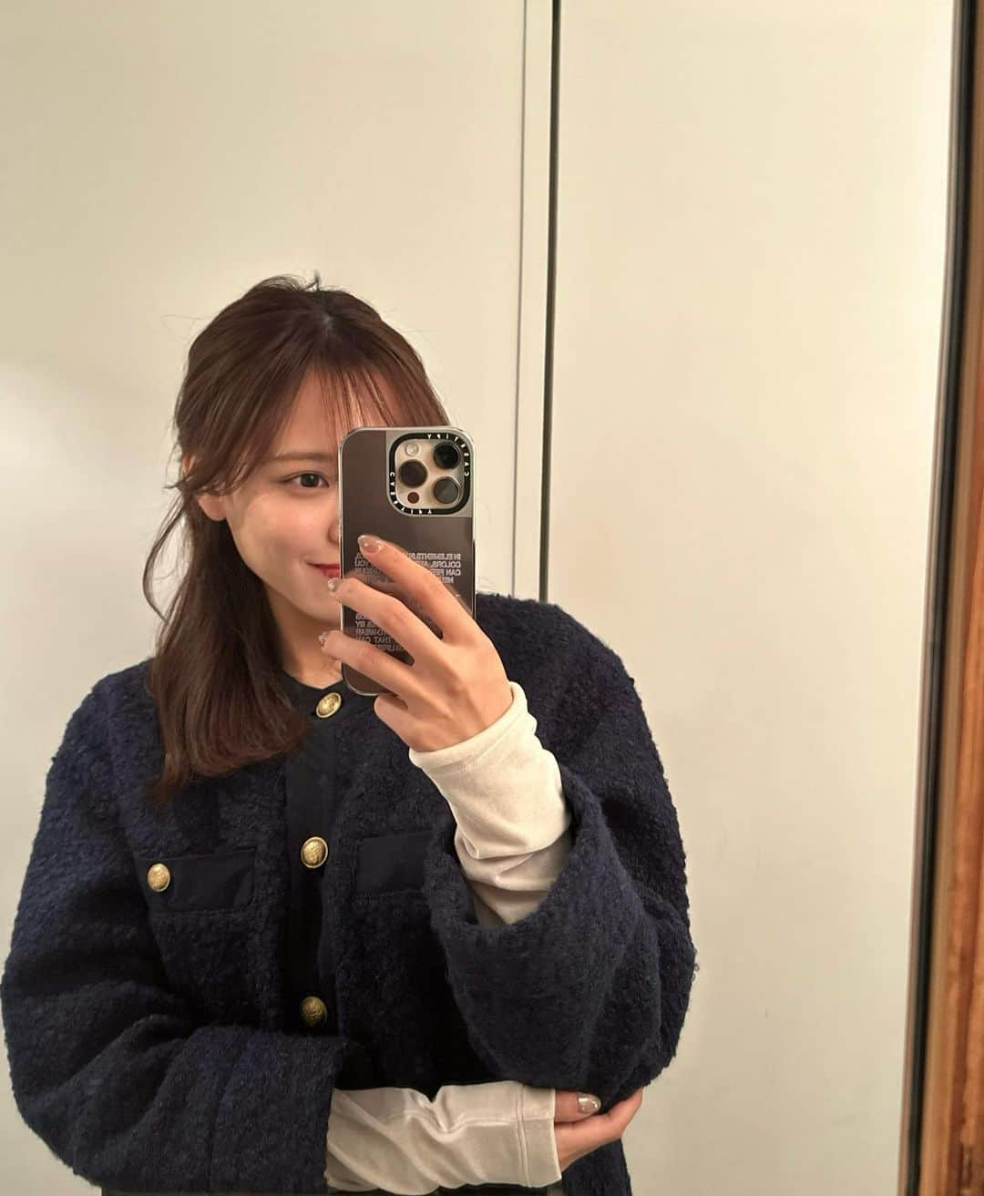 yumeのインスタグラム：「tweed jacket 🪿🌙 ツイードに金ボタンの組み合わせが素敵な ボアジャケット ✨とってもお気に入り✨  @crieconforto_official  zozo : 1000yenoff coupon」