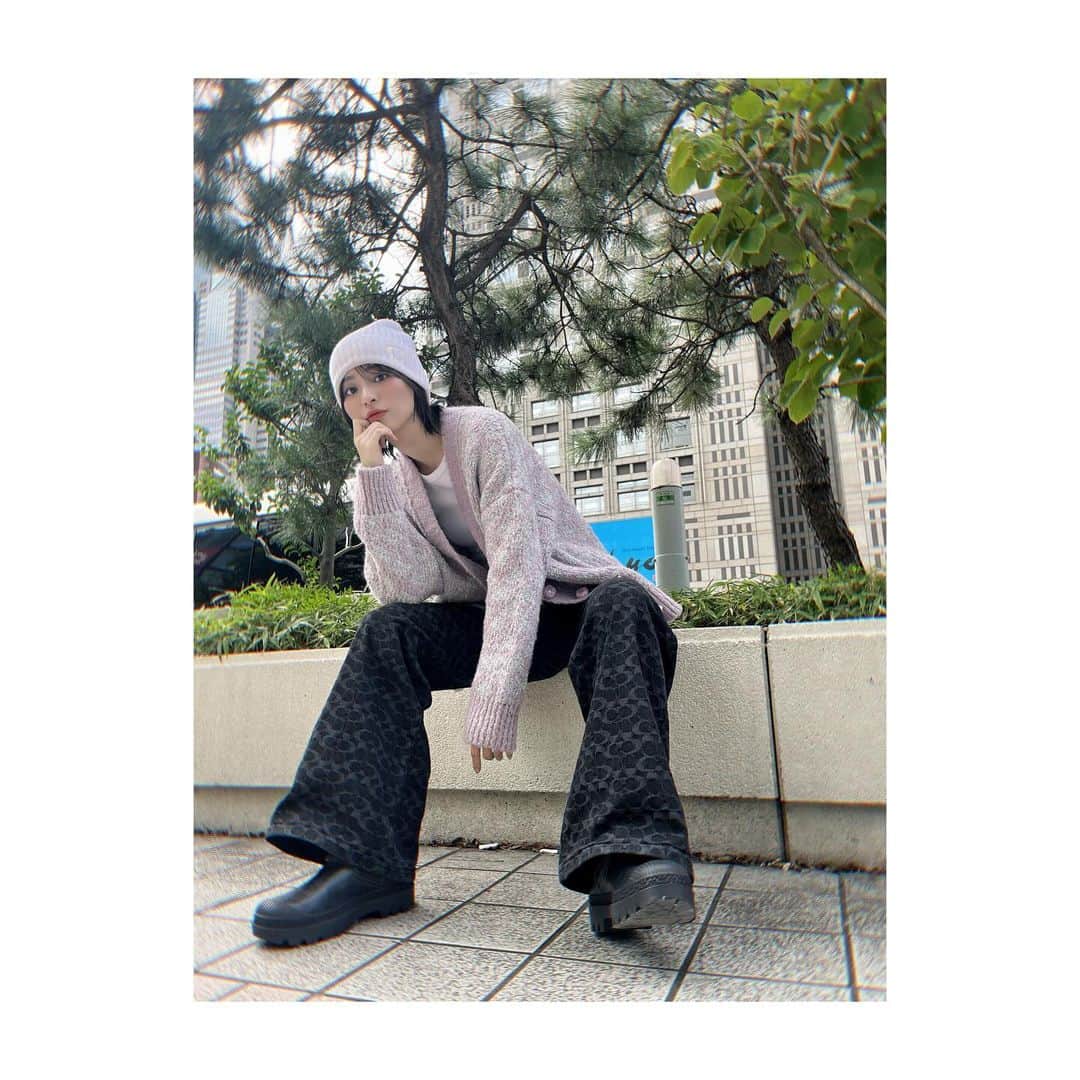 冨田菜々風さんのインスタグラム写真 - (冨田菜々風Instagram)「★…  講談社「ViVi 2024年1月号」の"推しとニット"企画で初登場させて頂きました…！  ぜひ皆さま！チェックしてみてね！宜しくお願いします！ 感想とかも〜！よかったら教えてくださーい😉！  #vivi #ノイミー」11月23日 19時50分 - tomita_nanaka