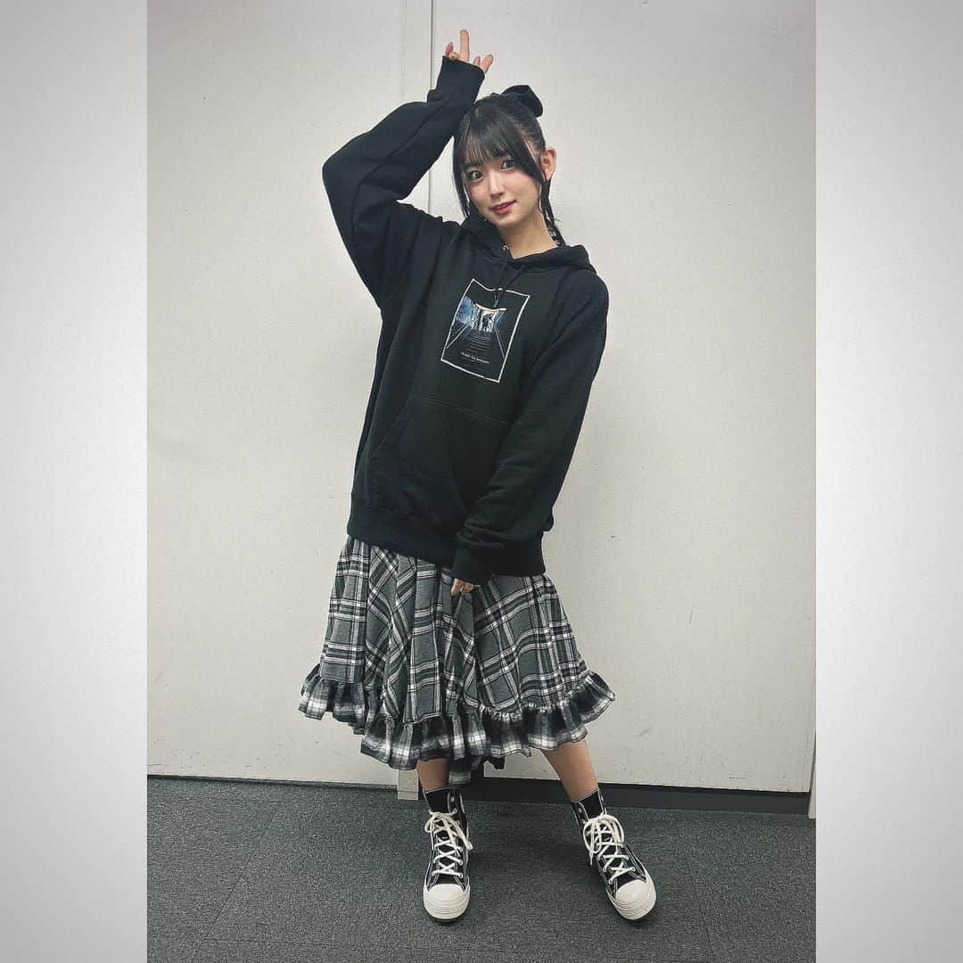 進藤あまねさんのインスタグラム写真 - (進藤あまねInstagram)「🍎🍓🍎🍓  教養お洋服とおひなさま📸」11月23日 19時53分 - amane_shindo_official