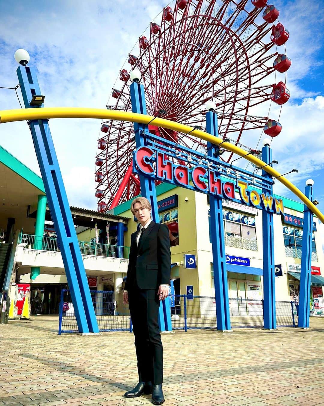 藤原樹のインスタグラム：「・ 北九州市観光大使就任披露式🤵🏼  お越し下さった皆さんありがとうございました✨  引き続き北九州を盛り上げていけるように頑張ります😊🔥」