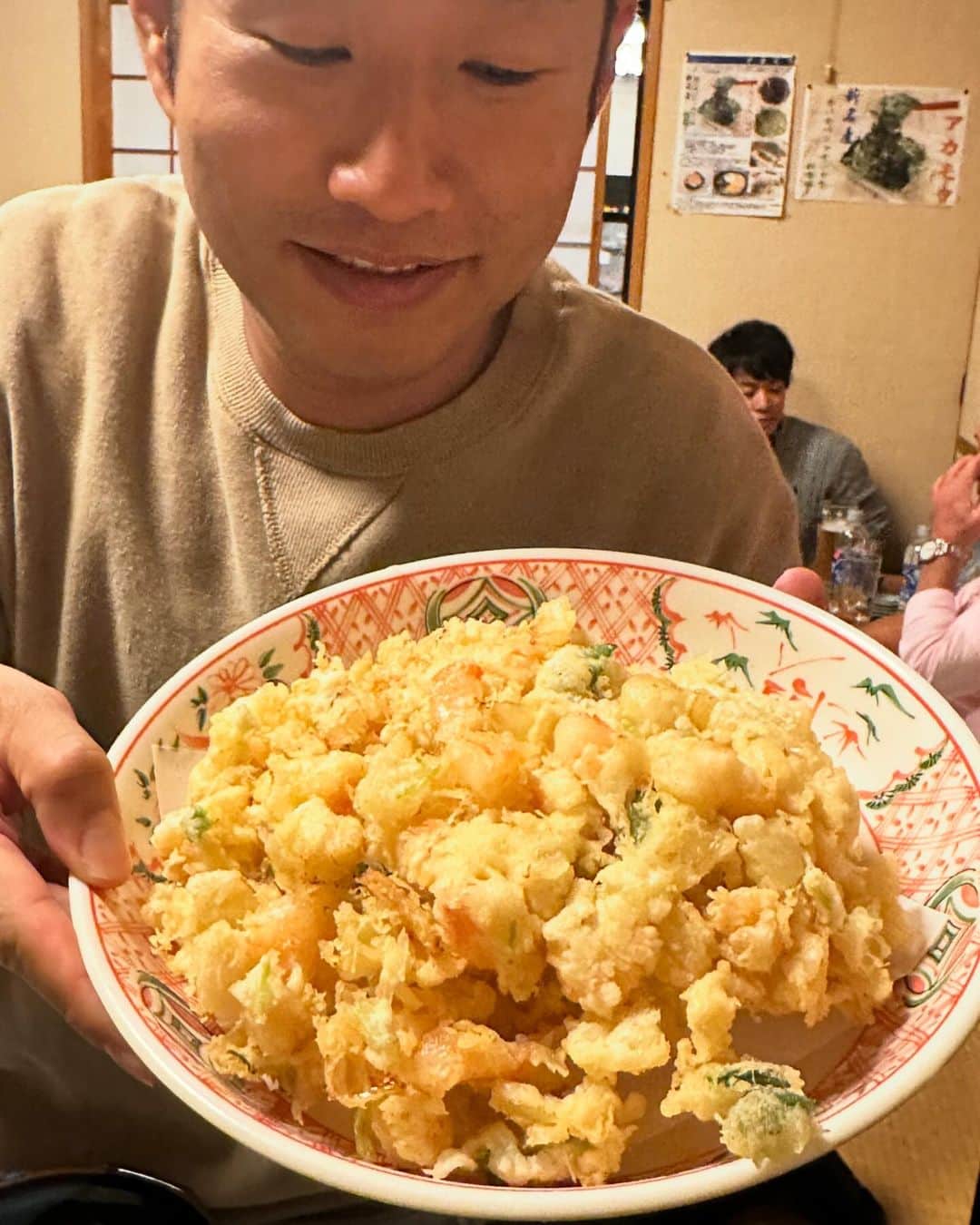 ハチミツ二郎さんのインスタグラム写真 - (ハチミツ二郎Instagram)「三崎港 海舟は二郎会の会合場所のひとつ。 まぐろ料理。 全部美味い。メチャクチャ美味い。  #三崎港 #seafood #まぐろ #tuna」11月23日 20時21分 - jirohachimitsu