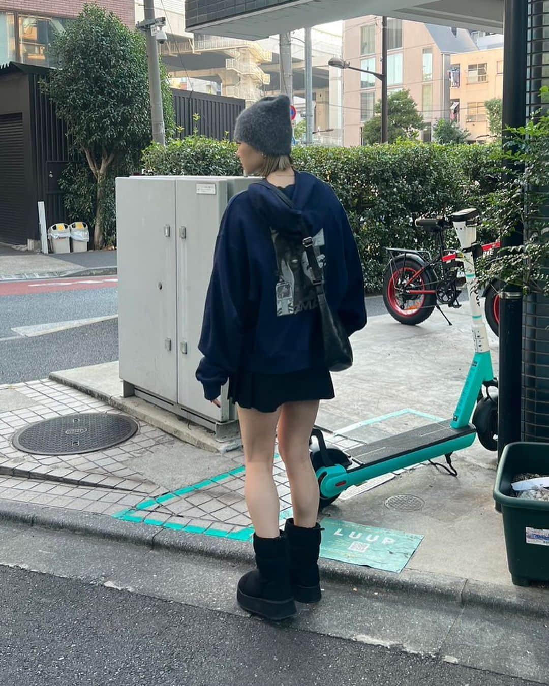 SLY OFFICIAL INFORMATIONさんのインスタグラム写真 - (SLY OFFICIAL INFORMATIONInstagram)「ㅤㅤㅤㅤㅤㅤㅤㅤㅤㅤㅤㅤㅤ #SLY_info @rika__kinoshita 【162cm】 ルミネエスト新宿スタッフ __________________________________ SLY店舗・WEBSTORE・ZOZOTOWNにて販売中 ☑︎PEDORO NEKOIｘSLY LOOSE HOODIE (030GAR01-2390) NVY,T.GRY ㅤㅤㅤㅤㅤㅤㅤㅤㅤㅤㅤㅤㅤ ☑︎CUT OFF PLEATS S/SK (030GAR31-4190) BLK,KHA ㅤㅤㅤㅤㅤㅤㅤㅤㅤㅤㅤㅤㅤ ☑SHAGGY BEANIE (030GAA56-0840) GRY,WHT,BLK ㅤㅤㅤㅤㅤㅤㅤㅤㅤㅤㅤㅤㅤ ☑︎PLATFORM PUFFER BOOTS (030GAA55-3820) BLK,CAM __________________________________ ※配送の都合により発売日が異なる場合がございます。 ※店舗により在庫状況が異なります。 #notequalreal #PEDRONEKOIxSLY #SLY #SLY_fav」11月23日 20時22分 - sly_official_info