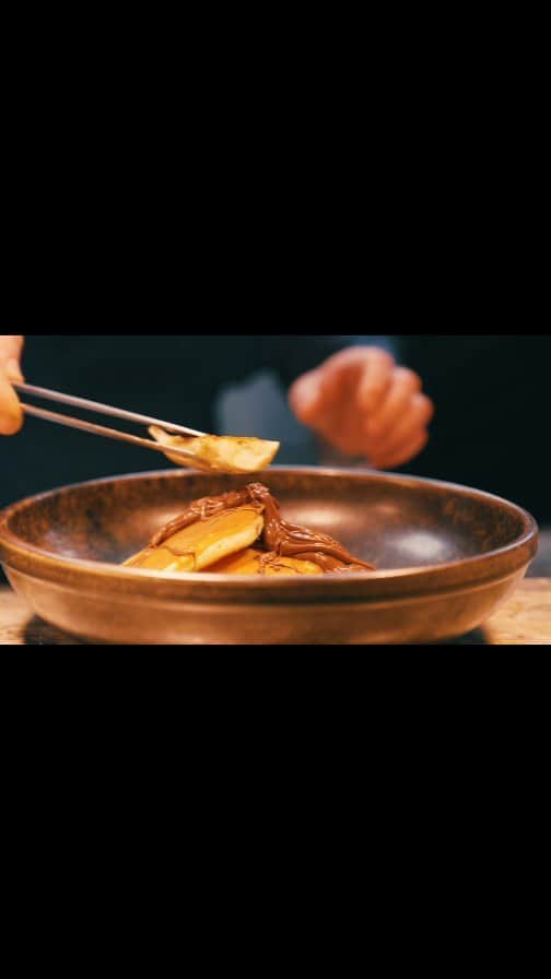 のインスタグラム：「The Black Forge, Open For Breakfast Every Thursday - Saturday 🖤🤍⚔️ Breakfast for Champions!!」