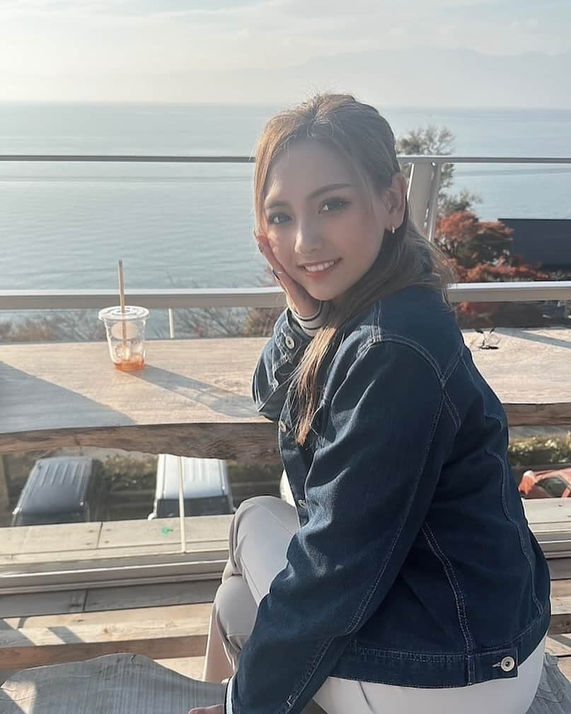 西谷麗菜のインスタグラム：「久々にカフェってきた☕️🤍」