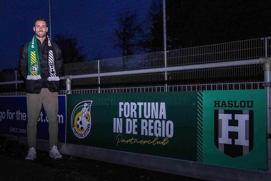 イヴォ・ピントのインスタグラム：「Fortuna 🫱🏼‍🫲🏽 Sterpartners @fortuna.sittard」