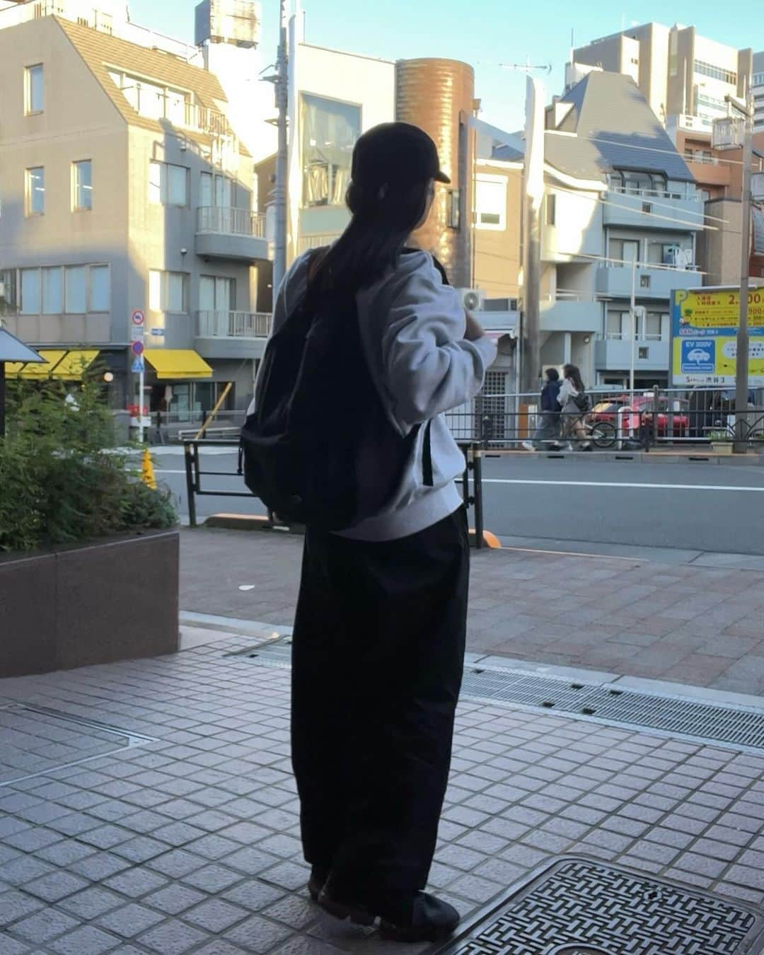 さいとうなるさんのインスタグラム写真 - (さいとうなるInstagram)「🚲⛰️  tops... @llbeanjapan  pants... @somom_and_co  cap... @universal__products  bap... @champion_japan  shoes... @nike  . . . . #ootd#日々#シンプル#シンプルコーデ#メンズライク #秋コーデ#冬コーデ#サムオム#somomandco#サムオムアンドコー#シティーポップ#シティボーイ #シティポップ#ストリートシック#ストリートコーデ #ストリート#llbean #cityboy#citystyle#トラッドコーデ#fudge#ファッジ#cluel#クルーエル#スウェットコーデ #スウェット#llbean#サーカスパンツ」11月23日 20時59分 - naru060708