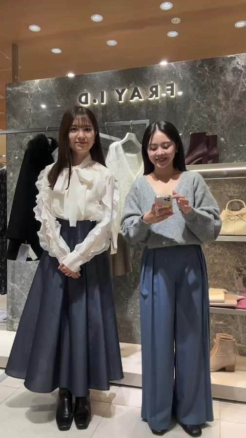 のインスタグラム：「11.23 thu “今週入荷の新作アイテム"  【Insta LIVE 配信】 安藤 153cm ストレート 福地 158cm ストレート 荒川 160cm ウェーブ」