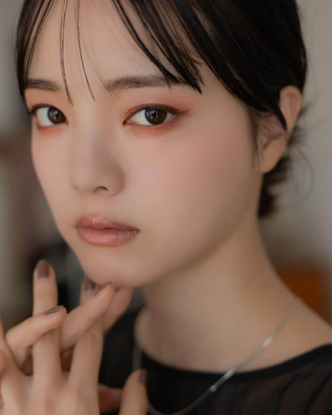 大木光さんのインスタグラム写真 - (大木光Instagram)「NARS 2023 クリスマスコフレ エンドレスにきらめくような9色のアイシャドーパレット。 ゴールドのグリッターで装飾されたホリデー限定パッケージ  ■ エンドレスナイツ　アイシャドーパレット  ■ アフターグロー　センシュアルシャイン　リップスティック  配色が抜群に可愛く、パーティー気分を盛り上げてくれる眩い輝きを宿す9つのカラーで様々なメイクバランスを！  @narscosmeticsjapan   #narscosmetics #ナーズ #ナーズアイシャドウ #クリスマスコフレ  #アイパレット #ナーズリップ」11月23日 21時09分 - hikaru027