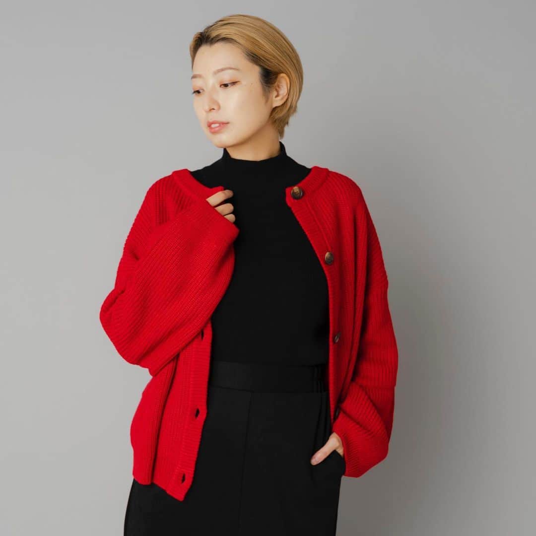 春花きららさんのインスタグラム写真 - (春花きららInstagram)「📣POPUPのお知らせ   ／ 西武渋谷店POP-UP開催決定しました👏✨ ＼   Takarazuka OG × 3Actor 〜Another face〜  POP-UP STORE   【会期】 12/5(tue) 〜11(mon)　   【営業時間】 10:00〜20:00   【場所】 西武渋谷店A館3階＝プロモーションスペース ※こちらは物販となります。   西武渋谷店A館4階＝プロモーションスペース ※こちらは展示スペースとなります。     宝塚OG 4名と舞台や映像で活躍する俳優3名による期間限定SHOPが今回はこのメンバーで西武渋谷店にて初出店致します！！   それぞれがデザインやプロデュースを手掛けるブランド。   本人たちが店頭に立ち、直接接客する事でこだわりをお伝えしながら舞台とは違う一面を見て頂けると嬉しいです。 メンバー 一同、みなさまにお会いできるのを 心から楽しみにしております。   ※店頭にいる時間や詳細は後日お伝え致します。   ◉元雪組男役 鳳翔大 （Dineige） デザインジュエリー・鞄・革小物   ◉元花組娘役　春花 きらら （HARUHANA） MADE IN JAPAN ニット   ◉元花組娘役　桜一花 （choccoto） ハンドメイドアクセサリー   ◉元宙組娘役　 伶美 うらら×EMI（HIRAETH） (URARA*EMI) ハンドメイドアクセサリー・古着   ◉俳優　星野勇太・平井浩基 （cafeホシノヒライ） オリジナルコーヒー   ◉俳優　神田聖司 （Awai） 　絵    #渋谷西武  #popupshop  #ポップアップストア  #バッグ  #ニット  #古着  #アクセサリー  #コーヒー  #絵」11月23日 21時05分 - maiko_kirara